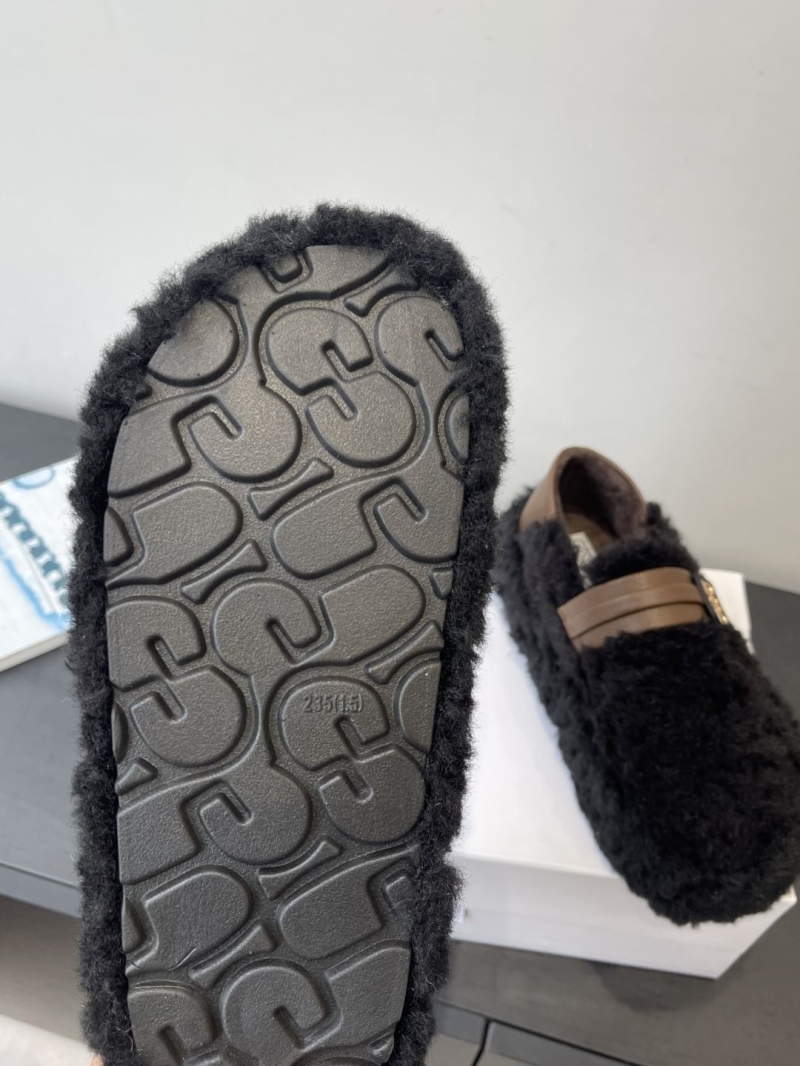 L0ew* slippers